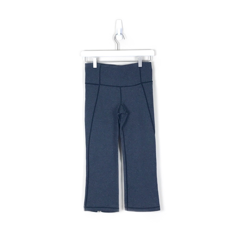 Lululemon | Gather and Crow Crop Leggings in Gray